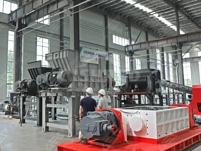 آلة تمزيق النفايات الصلبة: آلة تمزيق ذات عمود واحد و2 و4 أعمدة للنفايات الصلبة والإطارات والمعادن والبلاستيك