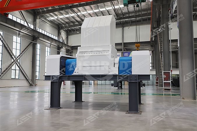 آلة تقشير الإطارات (Tyre Rasper)