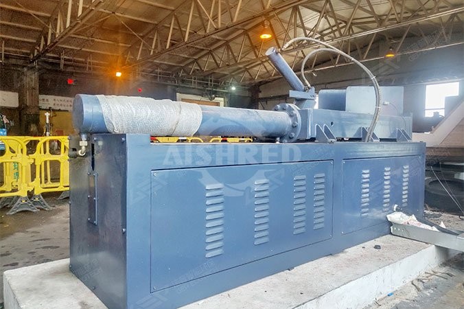 آلة نزع سلك الإطار