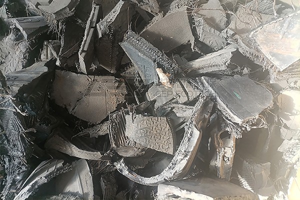 رقائق المطاط