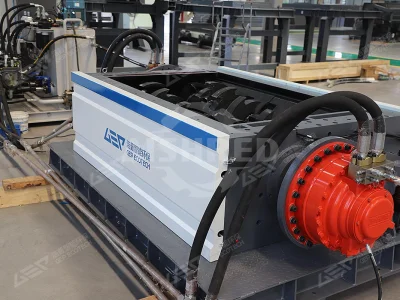 ماكينة التقطيع المسبق للخدمة الشاقة من سلسلة GC: مكافئة لآلة التقطيع ATLAS AS من ليندنر