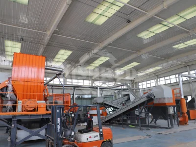 مصنع فرز النفايات الصلبة البلدية